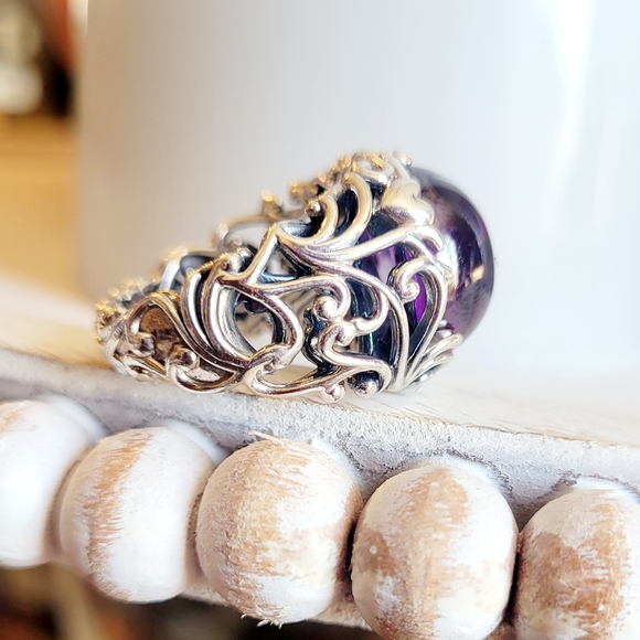 Silver Ring with Purple Gemstone - Picture 2 of 6
